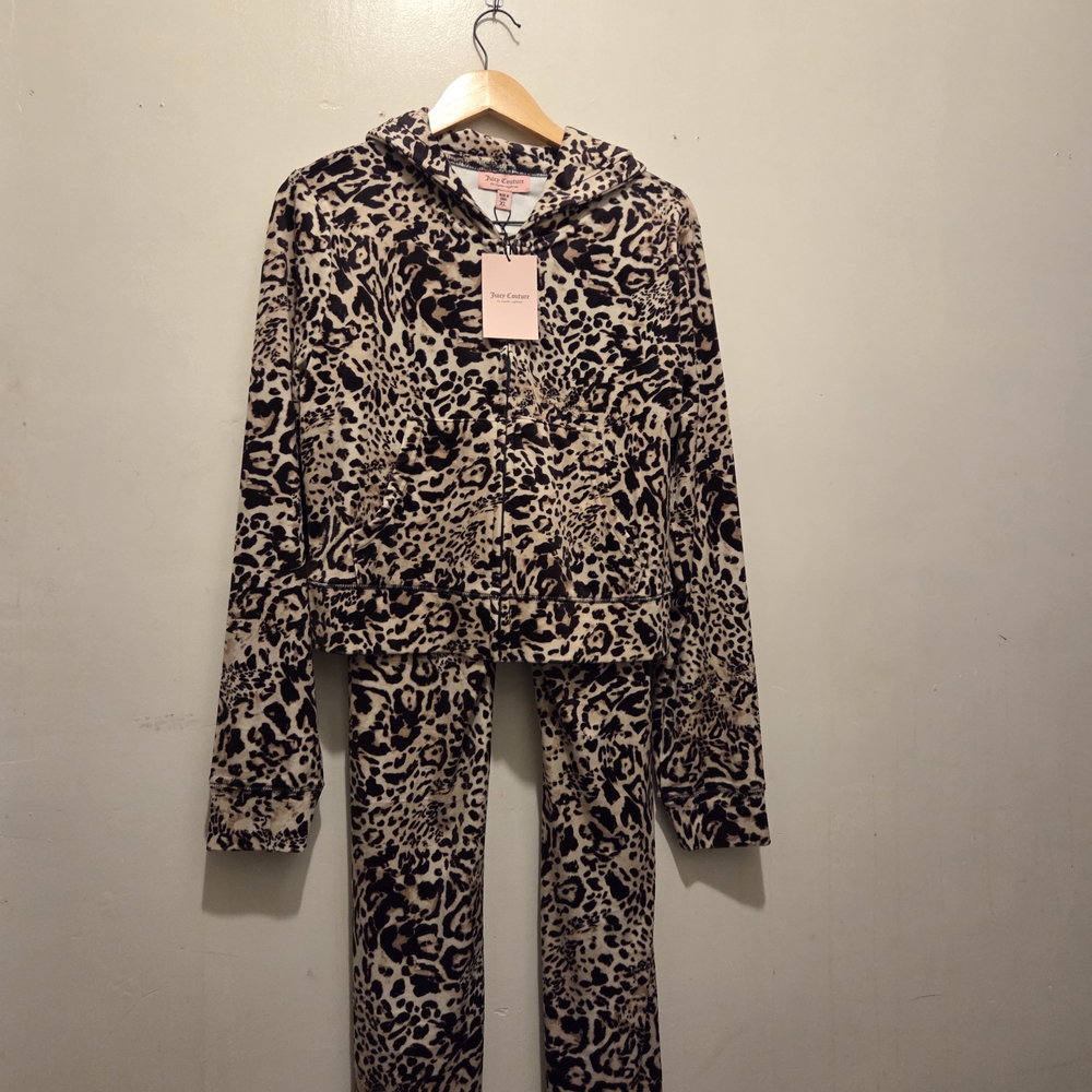 Juicy Couture Leopard Print Velour Tracksuit 2 Piece Set
